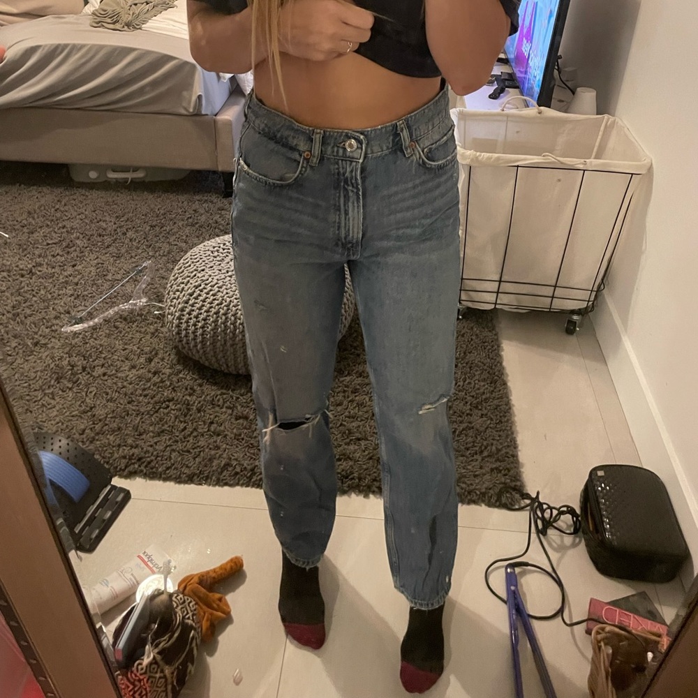 zara super high waisted 90s style jeans